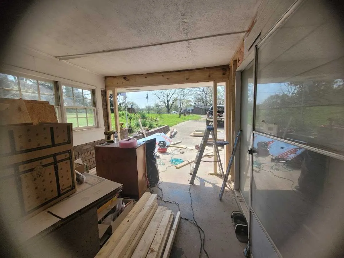 Air movers and dehumidifier for Water Mitigation Services in Coffeyville